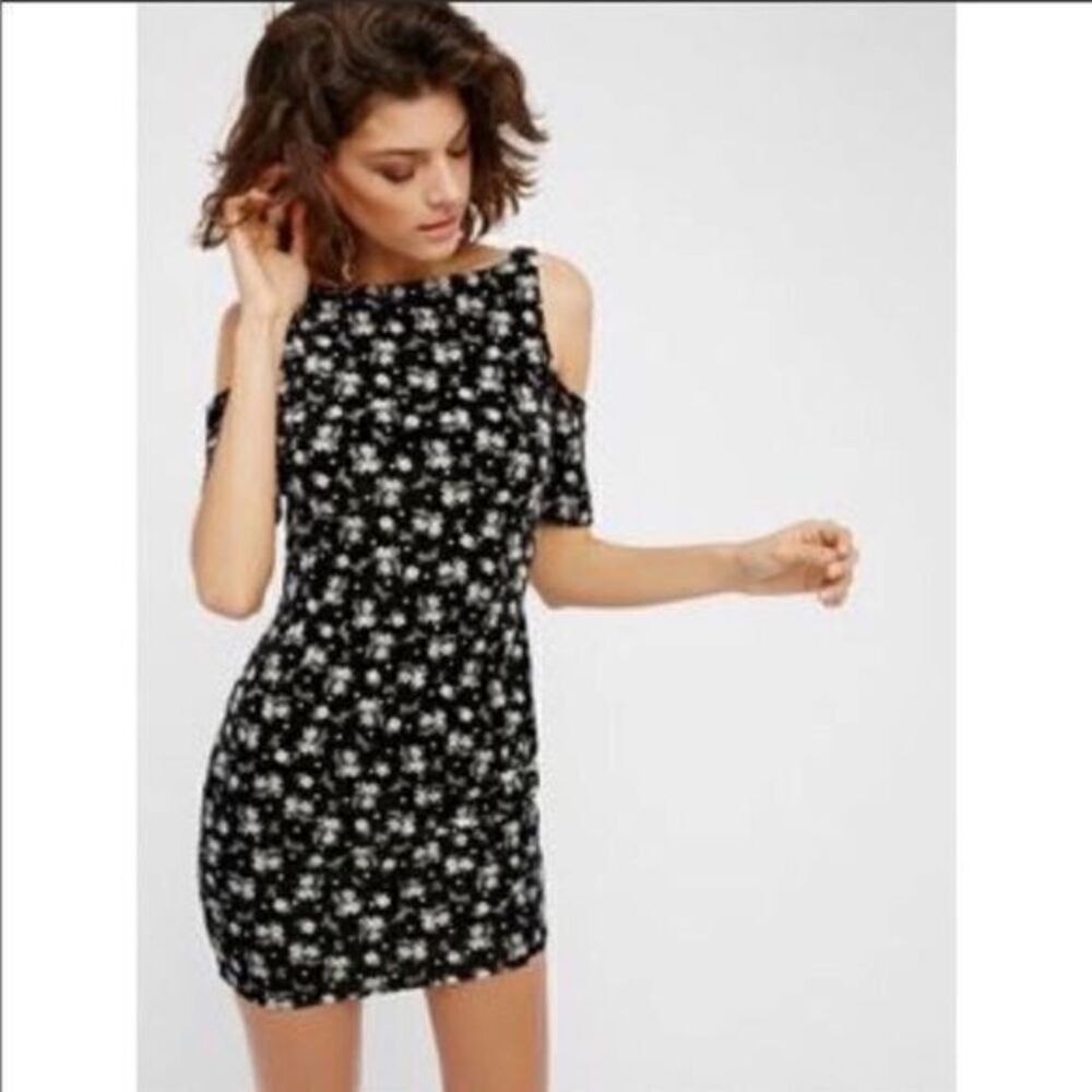 FREE PEOPLE Cold Shoulder Velvet Floral Mini Dress SMALL